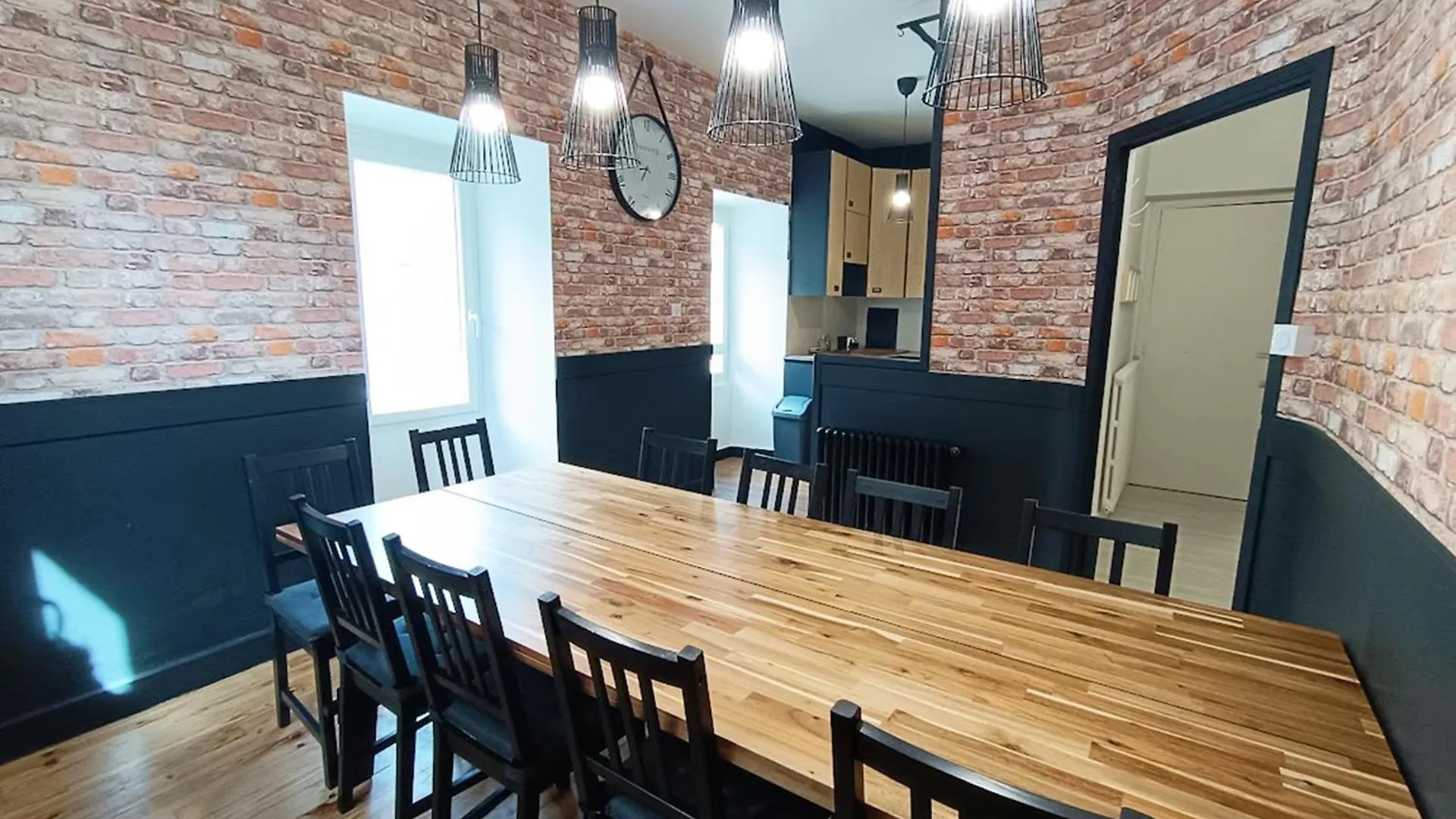 Appartement Le Telecab', T5, Wifi, Cave, Ascenseur, 8 Personnes à Bagnères-de-Luchon 0*,