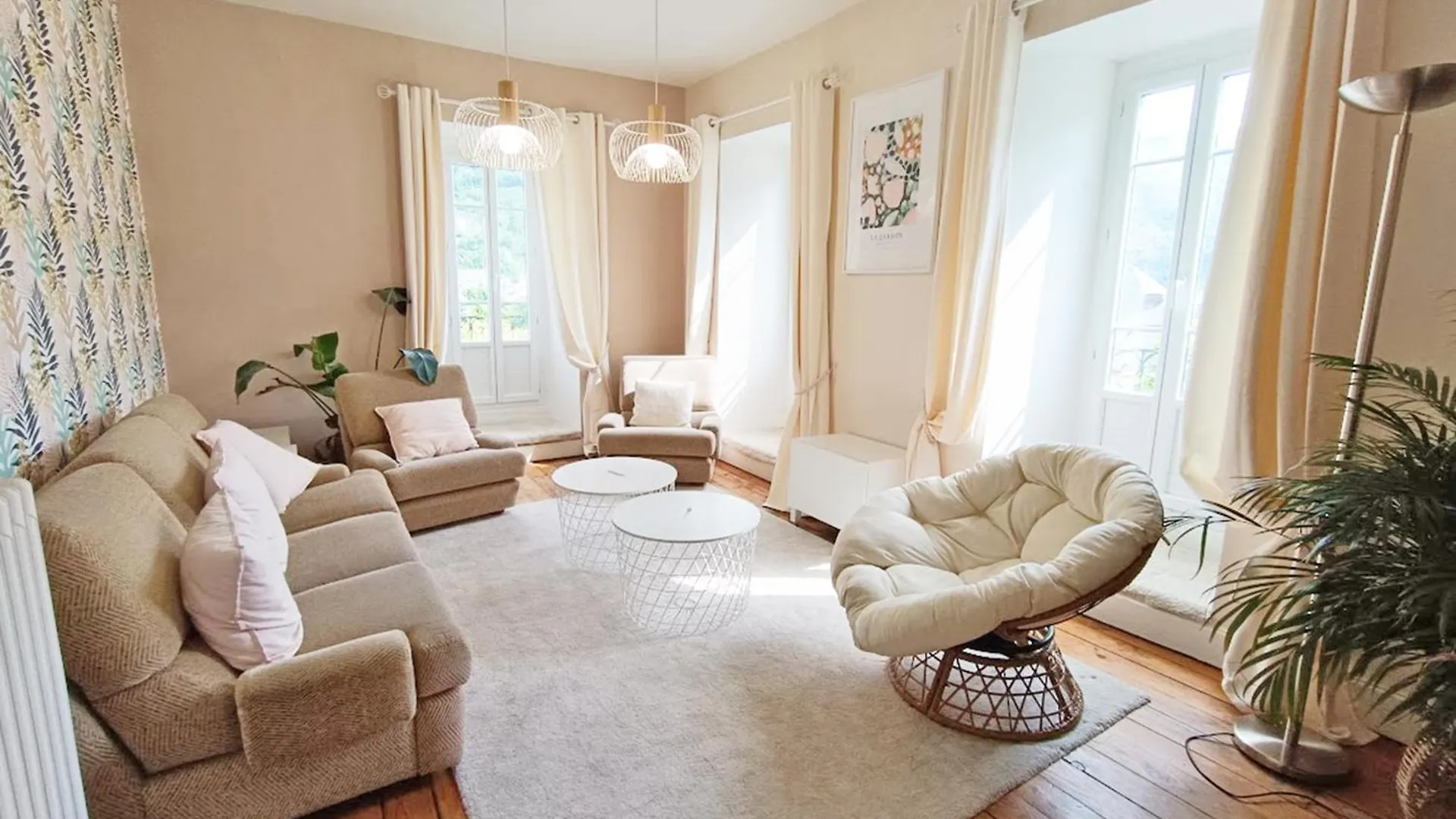 Appartement Le Telecab', T5, Wifi, Cave, Ascenseur, 8 Personnes à Bagnères-de-Luchon